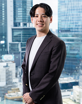 大山 賢也